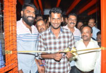 அஜெய்ரத்னத்தின் ‘V Square’ விளையாட்டு கூடத்தை விஷால் திறந்து வைத்தார்