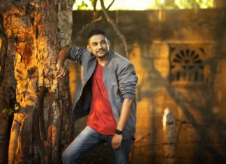 ஹிட்டான பாடல்களும், ஸ்மார்ட்டான பின்னணியிசையும் கலந்த கலவை = சாம் சி. எஸ்