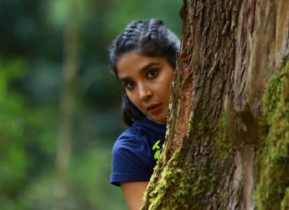 ஓநாய் மனிதனிடம் ‘கெஸ்ட்’ ஆக சிக்கிய சாக்ஷி அகர்வால்