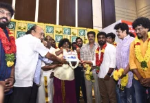 பூஜையுடன் துவங்கிய நடிகர் யோகி பாபுவின் புதிய திரைப்படம் airaa, airaa movie climax, airaa movie songs, airaa yogi babu comedy, ap international, gurkha best scenes, happy new year, murungakkai chips, murungakkai chips yogi babu comedy, raju jeyamohan, taana yogi babu comedy, Yogi Babu, yogi babu behindwoods, yogi babu comedy, yogi babu comedy scenes, yogi babu comedy vol 1, yogi babu interview, yogi babu movies, yogi babu nayanthara comedy, Yogi Babu New Movie Pooja, yogi babu special comedy, yogi babu super hit comedy,பூஜையுடன் துவங்கிய நடிகர் யோகி பாபுவின் புதிய திரைப்படம்,Thamizhpadam,Kollywood Latest,Tamil Film News 2022, Kollywood Movie Updates,Latest Tamil Movies News,