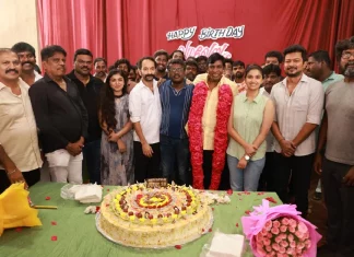 மாமன்னன் படக்குழுவினருடன் பிறந்தநாள் கொண்டாடிய நடிகர் வடிவேலு birthday, birthday mashup, birthday video vadivelu, comedy king, comedy king vadivelu video, happy birthday, happy birthday vadivelu, happy birthday vaigaipuyal vadivelu, refined entertainment, vadivelu, vadivelu birthday, Vadivelu Birthday Celebrations, Vadivelu Birthday Photos, Vadivelu Birthday Picters, vadivelu comedy, vadivelu comedy king, vadivelu comedy mashup, vaigai puyal, vaigai puyal vadivelu, vaigaipuyal vadivelu,மாமன்னன் படக்குழுவினருடன் பிறந்தநாள் கொண்டாடிய நடிகர் வடிவேலு,Thamizhpadam,Kollywood Latest,Tamil Film News 2022, Kollywood Movie Updates,Latest Tamil Movies News,