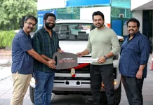 மாபெரும் வெற்றி பெற்ற #சர்தார் இயக்குநர் P S மித்ரனுக்கு ஃபார்ச்சூனர் கார் பரிசு !!