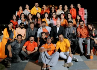 ’80ஸ் ரீயூனியன்’: கொரோனாவுக்கு பிறகு முதல் முறையாக மும்பையில் சந்தித்த தென்னிந்திய மற்றும் பாலிவுட் நட்சத்திரங்கள்