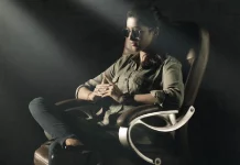 “றெக்கை முளைத்தேன்” – படத்தின் தலைப்பை நடிகர் சசிகுமார் வெளியிட்டார்!