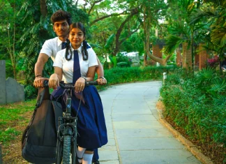 பள்ளி பருவ காதலை கொண்டாடும் “நினைவெல்லாம் நீயடா” !