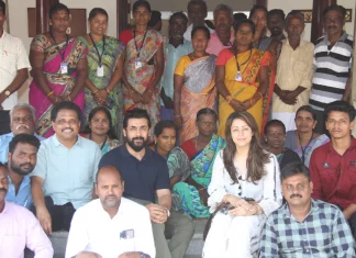 கீழடி தொல்லியல் அருங்காட்சியகத்தை பார்வையிட்ட சூர்யா குடும்பத்தினர்