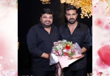 நடிகர் ராம் சரணின் வி மெகா பிக்சர்ஸ் தனது முதல் படைப்பிற்காக அபிஷேக் அகர்வால் ஆர்ட்ஸ் உடன் இணைகிறது