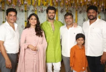 விஜய் தேவரகொண்டா, மிருணாள் தாக்கூர், பரசுராம் நடிக்கும் VD13 / SVC 54 படம் அதிகாரப்பூர்வமாக தொடங்கப்பட்டது!