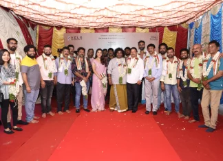 டிஸ்னி+ ஹாட்ஸ்டார் தனது அடுத்த ஒரிஜினல் சீரிஸாக, பிரபல இயக்குநர் ராதா மோகன் இயக்கத்தில், “சட்னி சாம்பார்” சீரிஸை அறிவித்துள்ளது!!