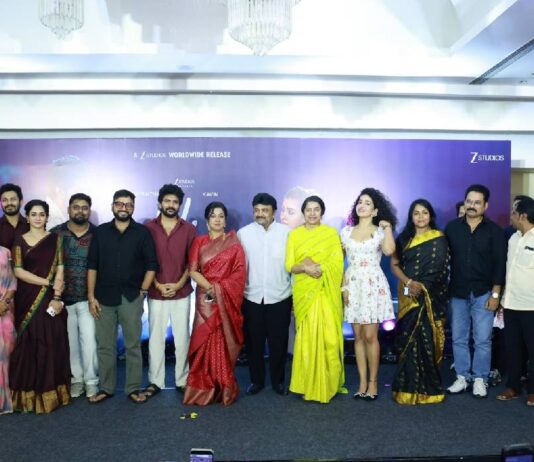 ‘ஹாய்’ படத்திற்கு கிடைத்த வரவேற்பு மகிழ்ச்சியில் – பத்திரிகை, ஊடக நண்பர்களைச் சந்தித்து நன்றி தெரிவித்த படக்குழு!